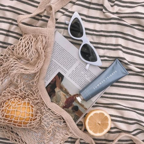 The Best Travel-Sized Products To Bring On Your Next Vacation Beach Flatlay, Holiday Skin, Marianna Hewitt, Travel Size Beauty Products, Book Tote Bag, Summer Plans, Instagram Feed Ideas, Summer Linen, Beach Photoshoot