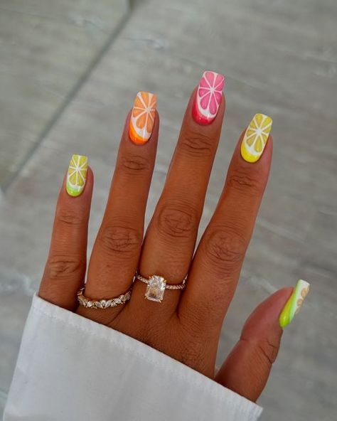 Charlotte Herberts on Instagram: "Citrus 🍋🍊🍋‍🟩  Which is your favourite nail? Lime, Orange, Grapefruit or lemon?   These are literally my fave nails I’ve ever created I just love them!   Inspired by @gelsbybry   @glossifyofficial  @the_gelbottle_inc  @nails_luxeofficial  @lucypastorellitools_  @nafprofessionals  @thepromiseringco   #fruitnails #orangenails #lemonnails #limenails #grapefruitnails #summernails #colourfulnails #nailart #3dnails #nailsnailsnails #nailsofinstagram #greennails #yellownails #longnails #squarenails" Summer Nails Citrus, Grapefruit Nail Art, Orange Citrus Nails, Lime Fruit Nails, Margarita Nails Design, Fruit Slice Nails, Clementine Nails, Citrus Nail Art, Lime Nails Design