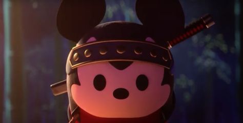 The newest Disney Tsum Tsum Video Short has been released in the US.  The video short features Mickey, Donald and Tigger Tsum Tsums as they sneak into a booby-trapped castle, dressed as ninjas. Tsum Tsum Party, Disney Youtube, Ty Toys, Disney Gif, Disney Tsum Tsum, Disney Junior, Tsum Tsum, Movie Trailers, Pink Wallpaper