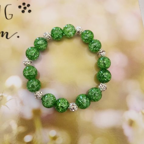 Pretty Bracelet, Sparkly Green And Blingy Silver Beads. Stretchy. Size 7 In. Small Bead Bracelets Ideas, Rain Jewelry, Beading Designs, Small Bead Bracelet, Bracelets Tutorial, Beaded Bracelets Tutorial, Jasper Bracelet, Wood Bracelet, Beads Bracelet Design