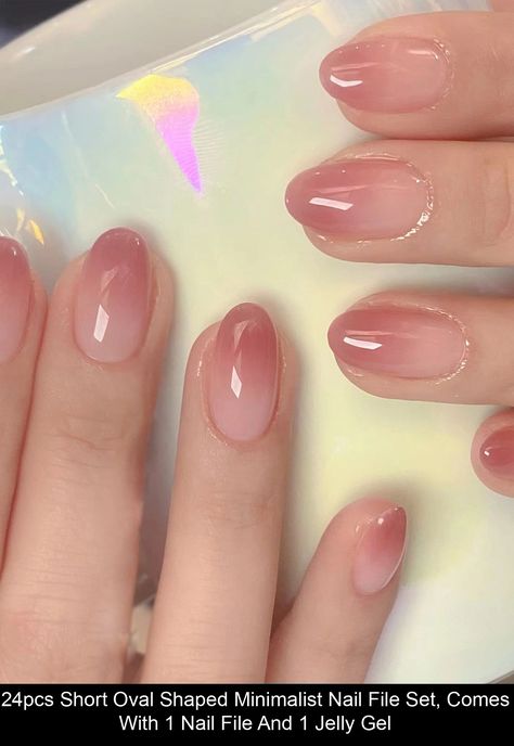 Short Gel Nails Ombre, Oval Jelly Nails, Nails Ombre Oval, French Nails Oval Shape, Short Pink Ombre Nails, Jelly French Tip Nails, Short Jelly Nails, Oval Short Nails, Ombre Gel Nails