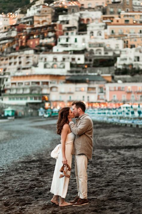 Napoli Photography, Italy Engagement, Destination Engagement Photos, Destination Engagement, Anniversary Photoshoot, Positano Italy, Wedding Session, Engagement Photo Inspiration, Engagement Portraits