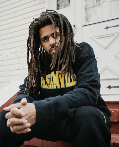 J Cole Art, Gangsta Grillz, Rap Albums, Dreadlock Hairstyles, J Cole, American Rappers, Hip Hop Music, Black And Grey Tattoos, Aesthetic Photo