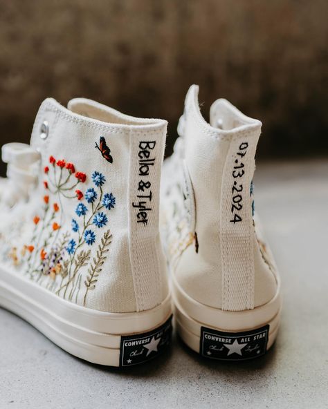 From the happy couple, to custom converse, table details, and everything in between, @jonesandcophoto captured every moment of Bella & Tyler’s wedding perfectly. 🩵⁠ •⁠ •⁠ Wed Society | Houston Featured Vendors: ⁠ Photography: @jonesandcophoto⁠ •⁠ •⁠ // Photo: @jonesandcophoto⁠ •⁠ •⁠ Other Vendors: @filledwithgraceflorals @perfectlyplannedtx @oldedobbinstation⁠ #wswedding #houstonwedding #photography #weddingphotography #weddingphotographer #houstonphotographer #texasphotographer #weddingphoto... Wedding Converse, Wedding Sneakers, Custom Converse, All Stars Converse, Embroidery Gifts, Houston Wedding, Embroidered Wedding, Happy Couple, Converse All Star