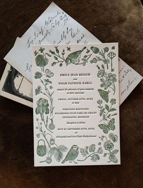 Green Invites Wedding, Wedding Invitations With Color Palette, Earthy Wedding Stationery, Woodland Save The Date, Woodland Wedding Invites, Wedding Invitations Forrest, Nature Save The Date, Wedding Invitations Cottagecore, Illustrated Wedding Card