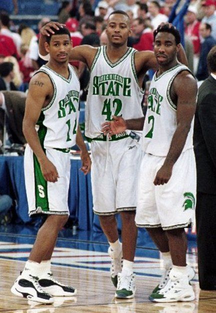 2000 NCAA Basketball Championship; Charlie Bell, Morris Peterson, and Mateen Cleaves lead the Michigan State Spartans past the Florida Gators, 89-76, to capture the title Michigan State Dunks, Magic Johnson Michigan State, Msu Basketball, Michigan State University Campus, Michigan State Basketball, College Basketball Players, Fantasy Football Trophy, Msu Spartans, Basketball Championship