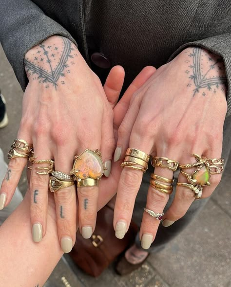 Maximalist Jewelry Outfit, Maximalist Rings, Beautiful Bangles, Feeling Better, Accessories Silver, Pretty Hands, Dope Jewelry, Rings Diamond, Pierced Jewelry