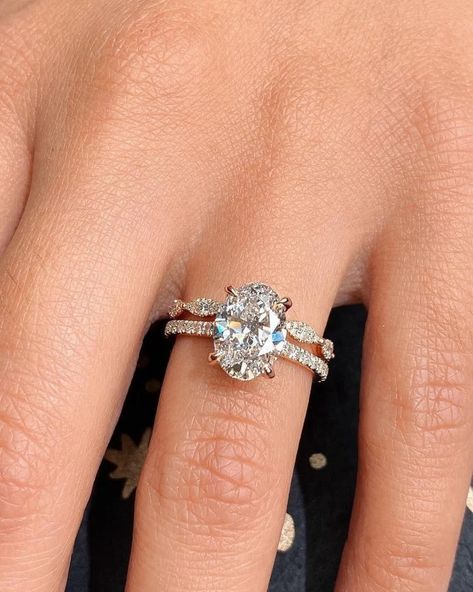 Gold Oval Ring, 14k Gold Wedding Ring, Oval Moissanite Ring, Moissanite Ring Set, Promise Ring Set, Oval Cut Engagement Ring, Moissanite Engagement Ring Oval, Oval Moissanite, Diamond Bridal Sets