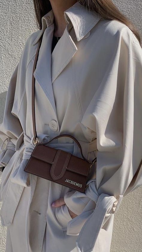 Jacquemus Outfits, Trending Spring Outfits, Jacquemus Le Bambino Long, Hottest Outfits, Long Shoulder Bag, Spring Trends Outfits, Spring Outfits 2022, Outfits 2022, Dress For Success