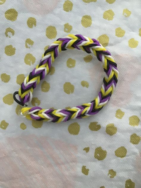 Loom Band Color Combinations, Rainbow Loom Bracelets Easy, Loom Band Bracelets, Rainbow Loom Rubber Bands, Band Bracelets, Loom Band, Bracelets Ideas, Rubber Band Bracelet, Rainbow Loom Bracelets