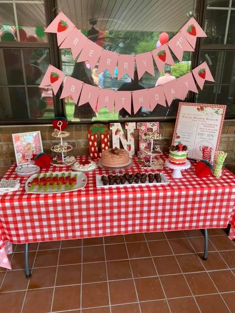 Berry First Birthday Party Table Decor, Berry First Birthday Candy Table, Strawberry Desserts For Party, Strawberry Birthday Table Decorations, Strawberry Treat Table, Strawberry Dessert Table Ideas, Strawberry Picnic Party, Strawberry Candy Table, Berry First Birthday Food Table