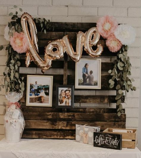 Bridal Shower Table Scape Ideas, Blush Bridal Shower Decorations, Bridal Shower Decorations Rustic, Blush Bridal Showers, Bridal Shower Inspo, Bridal Shower Decorations Diy, Simple Bridal Shower, Rustic Shower, Couple Wedding Shower