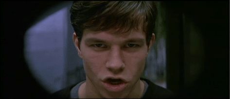 Crazy Gifs! - Gallery David Mccall Fear, Fear 1996 Mark Wahlberg, Fear Mark Wahlberg, Young Mark Wahlberg, Mark Wahlberg 90s, Obsessed Stalker Aesthetic, David Mccall, Mark Wahlberg Fear, Mark Wahlberg Calvin Klein