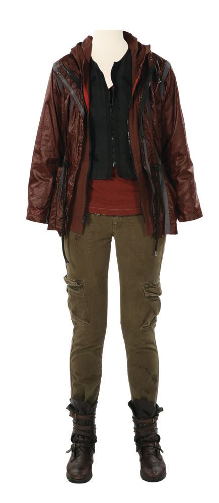 Clove's arena outfit Hunger Games Halloween Costumes, Arena Outfit, Isabelle Furhman, Clove Hunger Games, Games Costumes, Hunger Games Arena, Games Outfits, Hunger Games Costume, Hunger Games Outfits