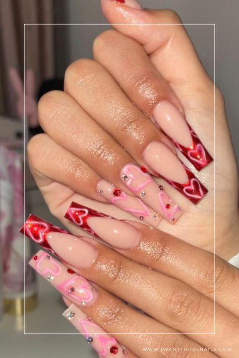 red french tip nails chrome hearts Red Chrome Valentine Nails, Chrome Valentines Day Nails, French Tip Nails With Heart, Red French Tip Nails, Chrome Nail Designs, Red Chrome Nails, Red French Tip, Chrome Red, Red Chrome