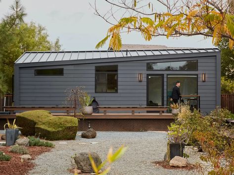 Adu California, Accessory Dwelling Unit, Granny Flat, Backyard Living, Affordable Housing, California Homes, In Law Suite, Large Homes, House Rental