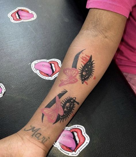 Best Feminine Tattoos, Brother And Sister Tattoo Ideas, Sister Tattoo Ideas, Beginner Tattoos, Hand Tattoos For Girls, Sister Tattoo, Neck Tattoos Women, Black Girls With Tattoos, Religious Tattoos