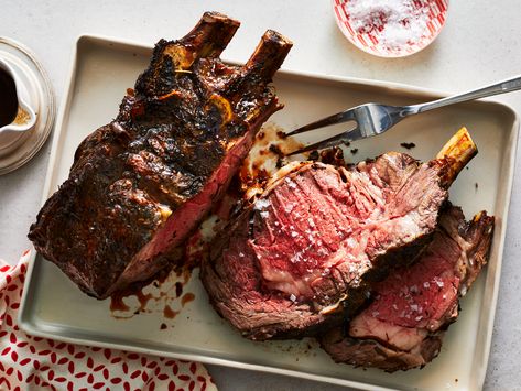 Thick Steak Recipes, Tamohawk Steak, Christmas Roast Recipes, Perfect Prime Rib Roast, Cooking Prime Rib Roast, Tomahawk Steak Recipe, Snickers Dessert, Prime Rib Roast Recipe, Perfect Prime Rib