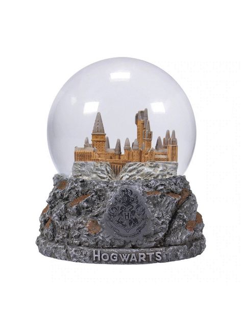 Harry Potter Snow Globe, Rude Secret Santa Gifts, Harry Potter Box, School Crest, Funny Secret Santa Gifts, Harry Potter Hogwarts Castle, Unusual Christmas Gifts, Christmas Gifts For Teenagers, Home Forest