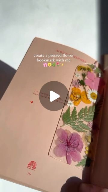 Pressed Flower Bookmark Diy, Flower Bookmark Diy, Pressed Flower Bookmarks, Flowers Bookmarks, Pressed Flower Bookmark, Flower Bookmarks, Spring Reading, Flower Bookmark, Diy Bookmarks