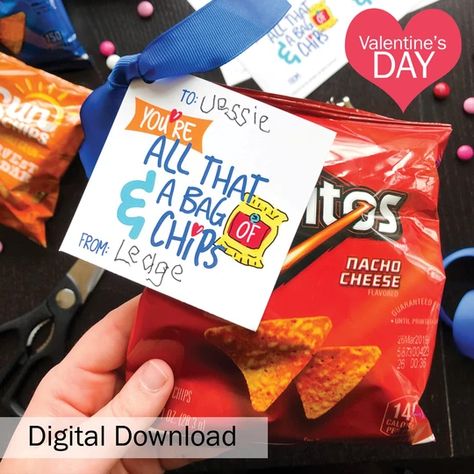 Mom, YOU'LL be all that AND have your kids' Valentine's done!  Spare the extra sugar by sending some crunchy snacks like Sun Chips® or Doritos®.  These FREE Valentine's Day tags are adorable AND easy. Free Printable Valentines Tags, Kids Class Valentines, Crunchy Snacks, Sun Chips, Homemade Valentines Day Cards, Bag Of Chips, Hot Chip, Class Valentines, Free Printable Tags