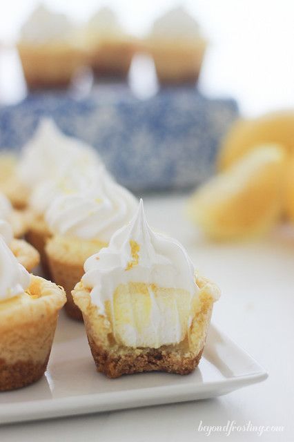 These Lemon Cream Pie Cookie Cups are full of lemon flavor. The lemon cookies have a graham cracker crust, an easy lemon mousse filling and they're topped with fresh whipped cream. If you love lemon pie, try this recipe! Lemon Cream Pie, Beyond Frosting, Lemon Cookies Easy, Cream Pie Filling, Mousse Filling, Lemon Cream Pies, Cookie Cups Recipe, Lemon Mousse, Lemon Sugar Cookies