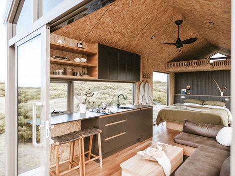 Photos: Popular Off-Grid Tiny Home Hotel's New Luxury Cabin at $315/night Mini Chalet, Fire Lookout, Port Lincoln, Stone Cabin, Eco Cabin, Tiny House Luxury, Cosy Lounge, Eco Hotel, Off Grid Cabin