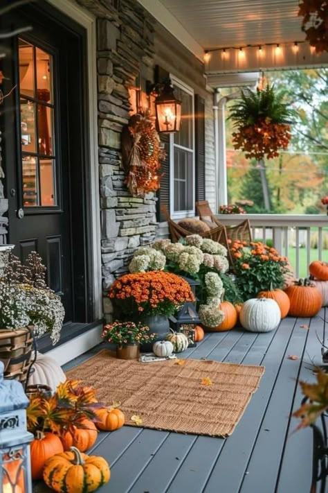 Autumn Porches, Patios and Decks  🍂🧡🍁 I loved and miss decorating my front porch Fall Porches, Fall Front Porch Decor Ideas, Casa Halloween, Neutral Fall Decor, Fall Porch Decor, Fall Front Porch Decor, Casa Vintage, Fall Thanksgiving Decor, Autumn Decorating