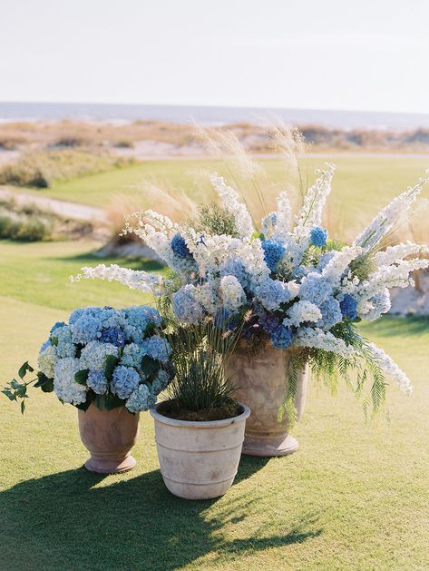 Kiawah Island Wedding ~ Annie & Matt - Kylee Yee Spring Wedding Hydrangea, Wedding Florals Hydrangeas, Hydrangea Beach Wedding, Coastal Grandma Wedding Flowers, Kiawah Wedding, Jas Wedding, Low Country Wedding, Kiawah Island Wedding, Kiawah Island Ocean Course Wedding