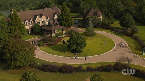 Boarding School Exterior, Salvatore Boarding School, Salvatore Boarding House, School Exterior, School Outside, Matt Davis, Fairy Background, Boarding School Aesthetic, Script Doctor