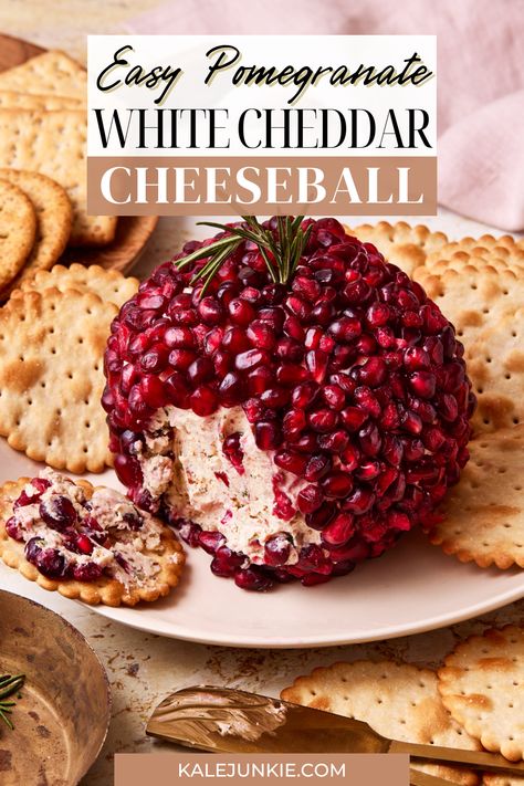 This Easy Pomegranate White Cheddar Cheeseball is divine! This cheeseball has an elegant look and is perfect for holiday parties. The combination of the white cheddar with the pomegranate is one that’s sure to impress, and this recipe is so easy to prepare that you would be remiss if you didn’t, so try it today! Fall Appetizers Easy, Buffalo Chicken Bites, Garlic Parmesan Potatoes, Holiday Appetizers Recipes, Festive Appetizers, Cranberry Cream Cheese, Fall Appetizers, Bread Salad, Appetizers Easy Finger Food