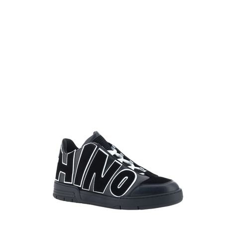 Kalbsleder-Sneakers von Moschino mit runder Spitze, flacher Sohle, Schnürverschluss vorne und kontrastierendem, dreidimensionalem Marken-Maxilogo an d...    2. Schuhe  #2.Schuhe #Herren #Turnschuhe Jetzt ansehenhttps://imware.de/product/moschino-turnschuhe-2/