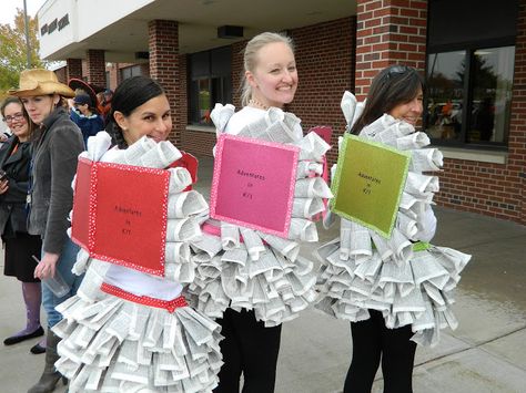 Book fairy costumes Book Fairy Costume, Literary Costumes, Fairy Costume Diy, Book Fairy, Book Costumes, World Book Day Costumes, Carnaval Costume, Book Character Costumes, Book Day Costumes