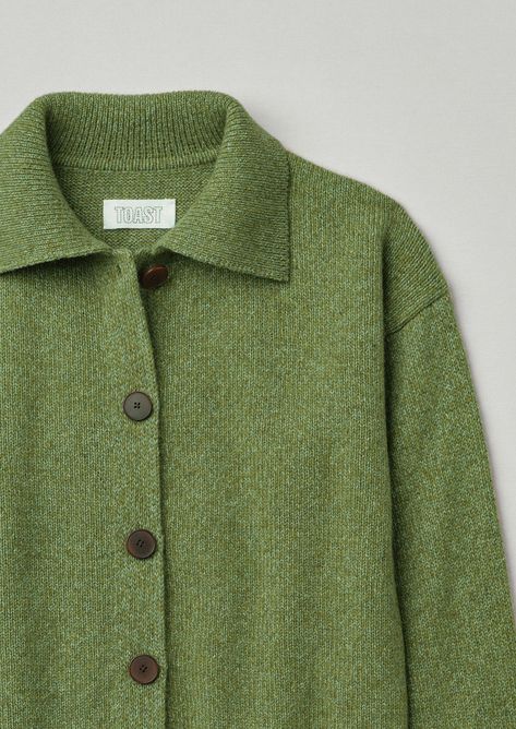 Collared Sweater Outfit, Autumn Fashion Outfits, Toast Clothing, Collared Cardigan, Mint Leaf, Mode Hipster, Simple Clothing, Kleidung Diy, Wool Clothing