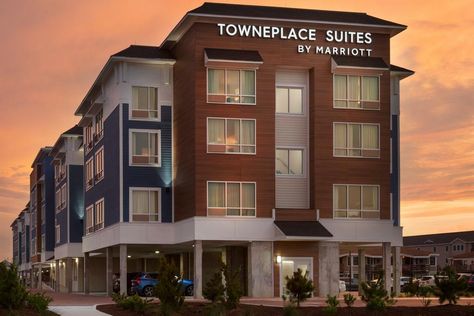 Booking.com: Hotel TownePlace Suites by Marriott Outer Banks Kill Devil Hills , Kill Devil Hills, USA - 82 Guest reviews . Book your hotel now! Towneplace Suites, Most Comfortable Bed, Business Centre, Free Hotel, Beach Bars, Bar Lounge, Fitness Center, Indoor Pool, Outer Banks