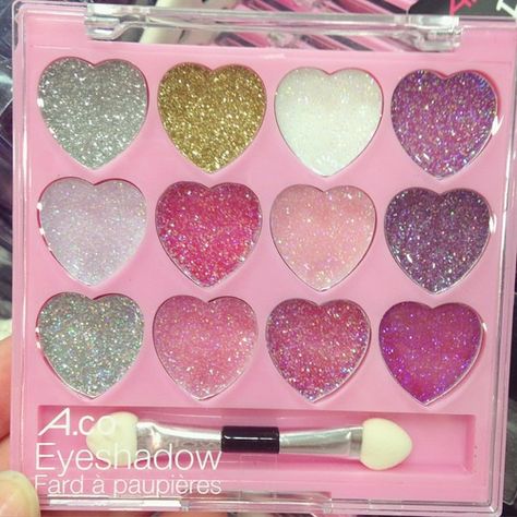 Imagen de pink, makeup, and pastel Alat Makeup, Manic Pixie Dream Girl, Childhood Memories 2000, 2000s Nostalgia, 2000s Aesthetic, Pastel Aesthetic, Pink Aesthetic, Maquillaje De Ojos, Eyeshadow Palette