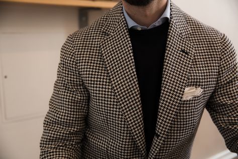 Houndstooth Blazer Outfit, Bespoke Jacket, Tweed Outfit, Harris Tweed Jacket, Mens Fashion Business, Mens Fashion Smart, Mens Attire, Houndstooth Jacket, Mens Fashion Classic