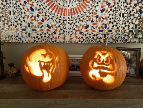 Boo and goomba super Mario pumpkins Super Mario Pumpkin Carving, Super Mario Jack O Lantern, Nintendo Pumpkin Carving, Bowser Pumpkin, Boo Mario Pumpkin Carving, Mario Pumpkin Carving, King Boo Mario Kart, Mario Pumpkin, Carving Ideas