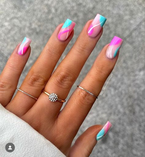 Dot Nail Art Designs, Nail Fall, Nail Spring, Nail Summer, Holiday Acrylic Nails, Fingernail Designs, Girly Acrylic Nails, Summery Nails, French Tip Acrylic Nails