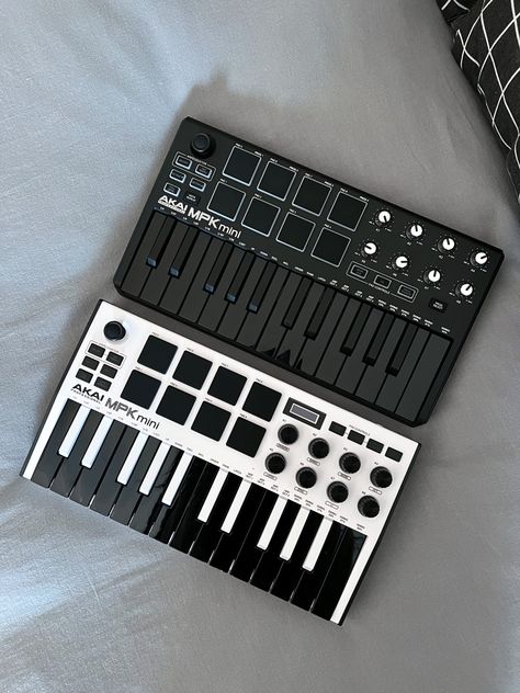 Akai MPK mini MK2 and MK3 midi controller black and white keyboards Akai Mpk Mini Mk2, Shein Coupon Codes, Dj Board, Shein Coupons, Mpk Mini, Music Tutorials, Music Studio Room, Fl Studio, Game Websites