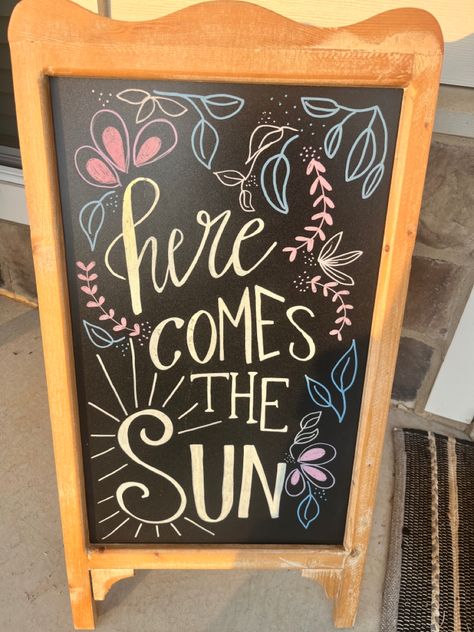 Summer Sandwich Board Sign, Store Chalkboard Sign Ideas Summer, Sandwich Board Signs Diy, Summer Boutique Chalkboard Signs, Chalk Board Signs For Stores, Chalkboard Sign Ideas For Business, Summer Time Chalkboard Art, Sandwich Board Ideas Chalkboard Signs, Summertime Chalkboard Ideas