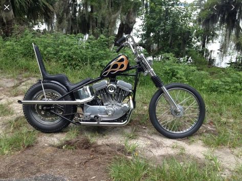 Sportster Chopper Swingarm, Sportster Chopper Old School, Shovelhead Chopper, Old School Motorcycles, Custom Motorcycle Paint Jobs, Hd Sportster, Sportster Chopper, Мотоциклы Harley Davidson, Female Motorcycle Riders