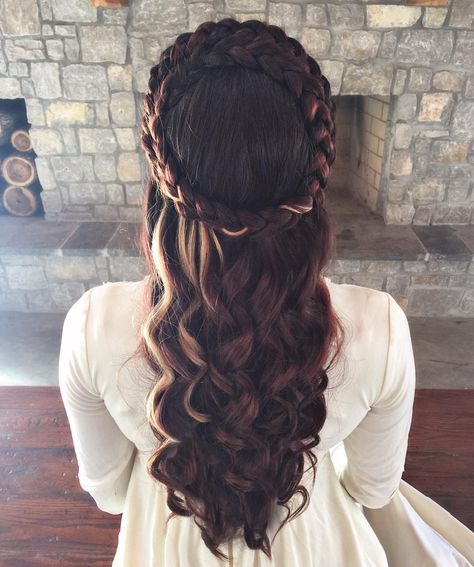 Historical Hairstyles, Medieval Hairstyles, Halo Hair, Princess Hairstyles, Half Up Half Down, العناية بالشعر, Down Hairstyles, Half Up, Prom Hair