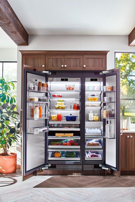 Signature Kitchen Suite, Integrated Refrigerator, Column Refrigerator, Timeless Kitchen Design, Black Refrigerator, Kitchen Suite, Luxury Appliances, Dream Kitchens Design, Integrated Fridge