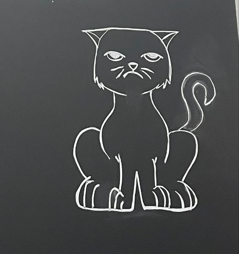 A cat who look very bored Chalk Ideas, Cat And Mouse, Chalk Drawings, A Cat, Chalkboard, Chalk, Home Decor Decals, Drawings, Home Decor