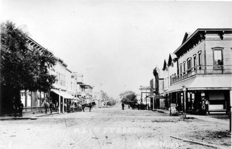 East Main Street - Bartow, Florida East Side Story Oldies, Bartow Florida, Old Town Florida, 125th Street Harlem, Florida Cities, Old Florida Architecture, Florida History, Florida City, Main Street Usa