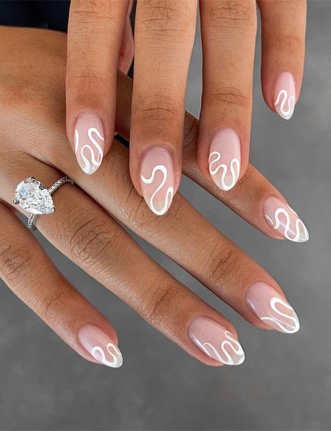 40 Spring Nail Ideas To Brighten Your Look : Squiggle Tips Bridal Nails Designs, Engagement Nails, Lines On Nails, Wedding Nails Design, White Nail Designs, White Nail, Minimalist Nails, French Tip Nails, Nail Trends