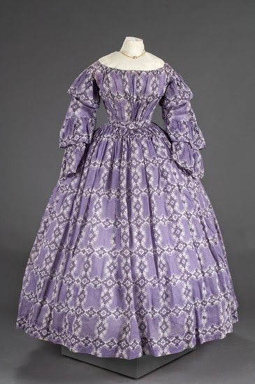 In the Swan's Shadow: Cotton print bodice & skirt ensemble, ca. 1850  Civil War Era Dress 1850 Dress, Regency Fabric, Historical Knitting, 1850s Dress, 1860s Fashion, 1850s Fashion, 1860 Fashion, 19th Century Clothing, Historic Fashion