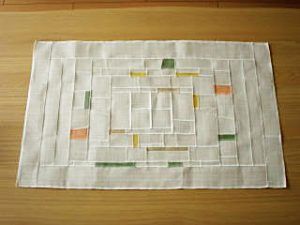 Pojagi  – The Art Form of Korean Quilting | SewingMachinesPlus.com Blog Pojagi Patchwork, Korean Pojagi, Improvisational Quilting, Wee Wonderfuls, Korean Patchwork, Korean Crafts, Asian Quilts, Wrapping Cloth, How To Make Coasters