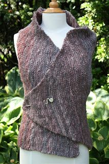 Random Acts of Color: New Free Pattern on Ravelry: Asymmetrical Vest in Handspun Weaving Clothing, Rogue Dnd, Asymmetrical Vest, Clothes Design Ideas, Handknit Sweaters, Knit Garments, Yarn Shawl, Artsy Clothing, Yarn Basket